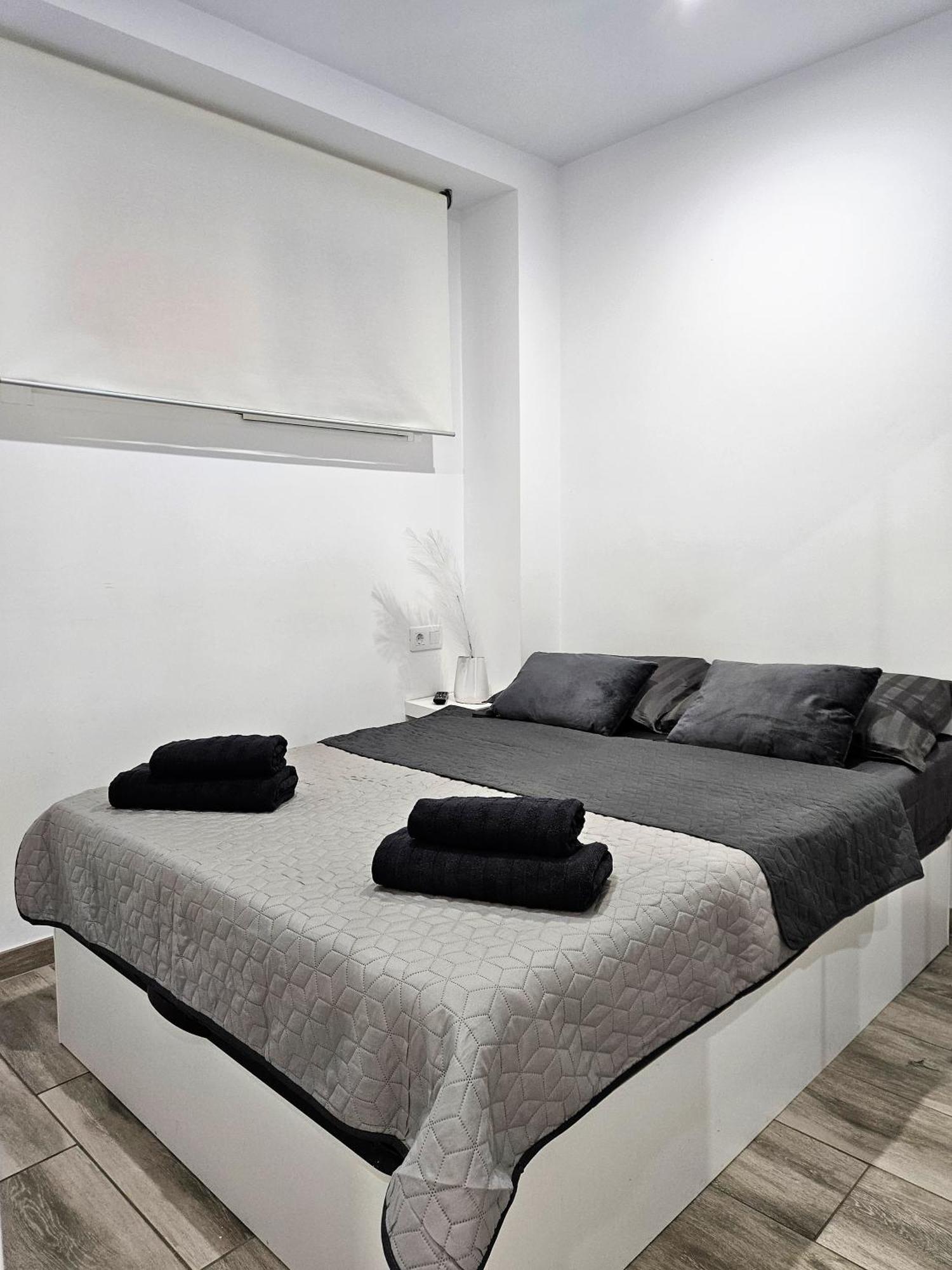 Sunshine Apartment ซานตาโปลา ภายนอก รูปภาพ