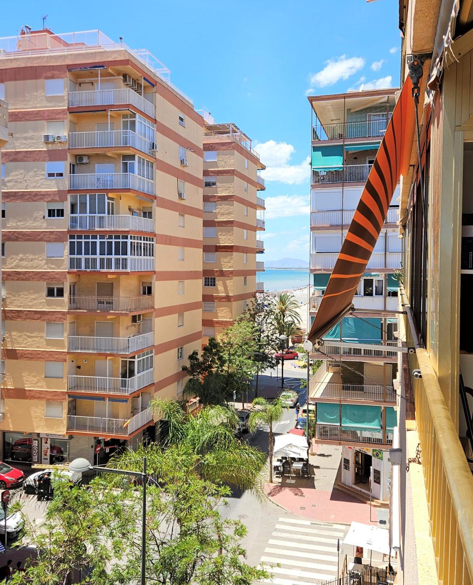 Sunshine Apartment ซานตาโปลา ภายนอก รูปภาพ